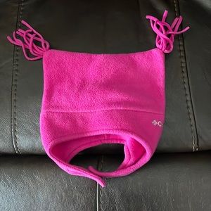 Columbia youth one size fleece hat.